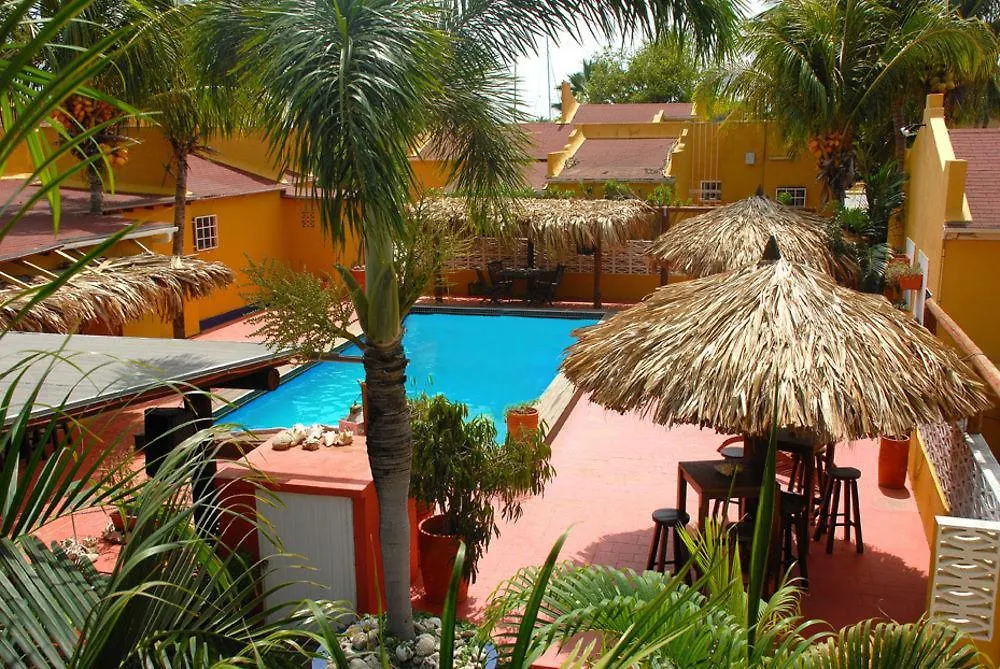 Yacht Club Apartments Bonaire