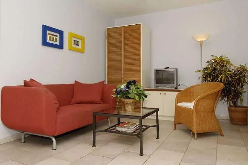 *** Apartahotel Yacht Club Apartments Bonaire Bonaire, Saint Eustatius y Saba