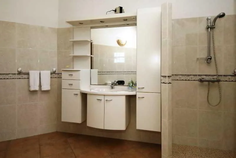 Yacht Club Apartments Bonaire