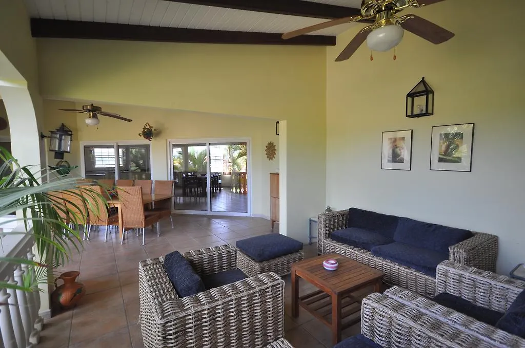 Apartahotel Yacht Club Apartments Bonaire