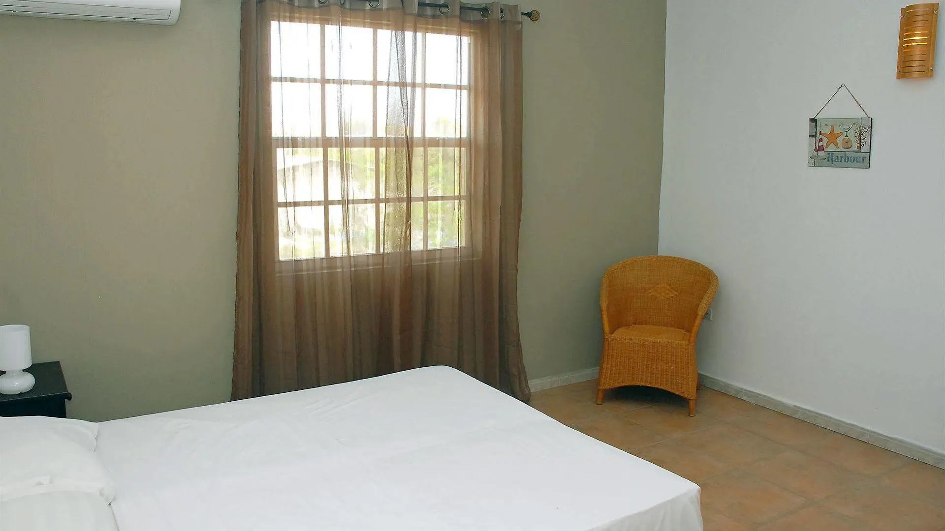 Yacht Club Apartments Bonaire